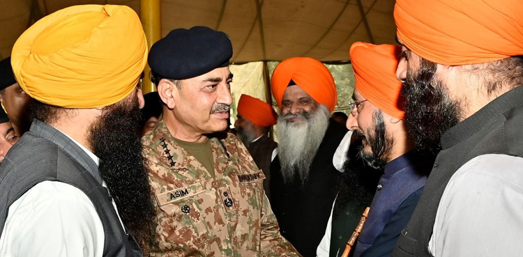’دنیا بھر کے سکھوں کا سر فخر سے بلند ہوگیا‘: سکھ برادری کا فیلڈ مارشل کو خراج تحسین