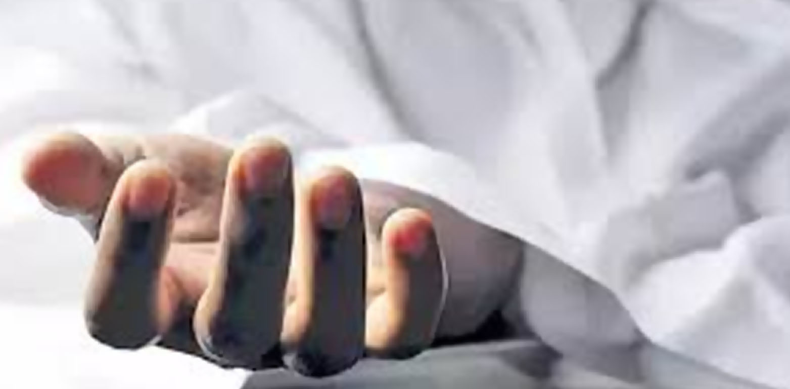 بھارت: ایک ہی خاندان کے 5 افراد کی مشتبہ موت