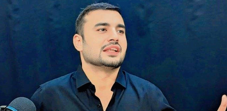 صحافی خاور حسین کے موبائل فون کا ڈیٹا ری سیٹ کرنے کا انکشاف
