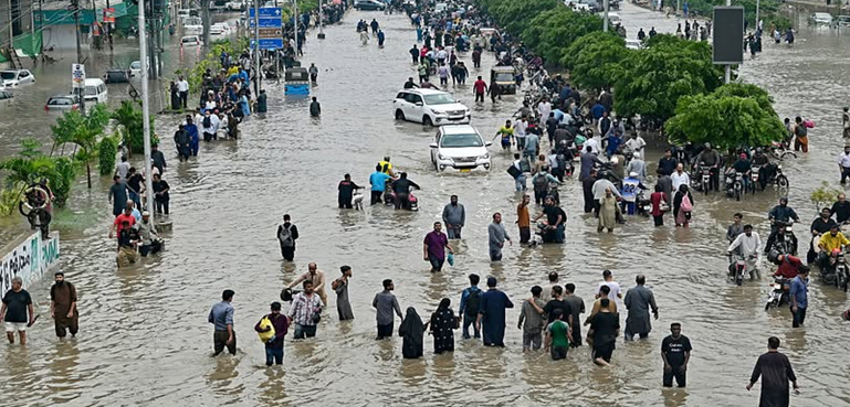 کراچی کو آفت زدہ قرار دینے کا مطالبہ