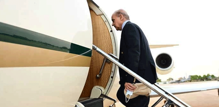 وزیراعظم شہباز شریف  چین کے اہم دورے پر  روانہ
