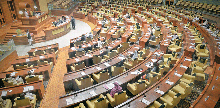 سندھ اسمبلی کے اراکین کی تنخواہوں میں 3 لاکھ روپے اضافہ کا فیصلہ