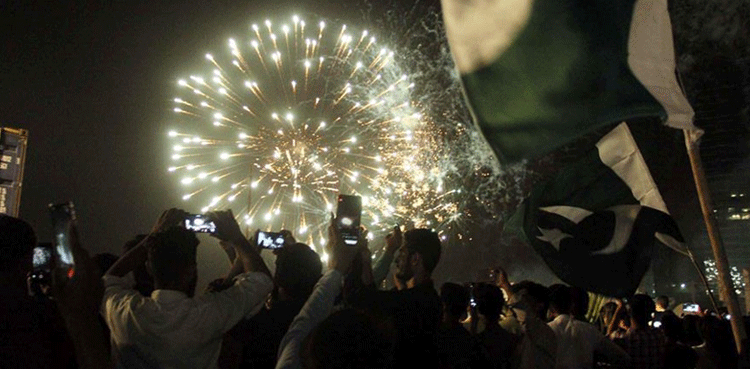 کراچی میں جشنِ آزادی کا سب سے بڑا ایونٹ، نیشنل اسٹیڈیم آنے والوں کے لیے اہم ہدایات جاری